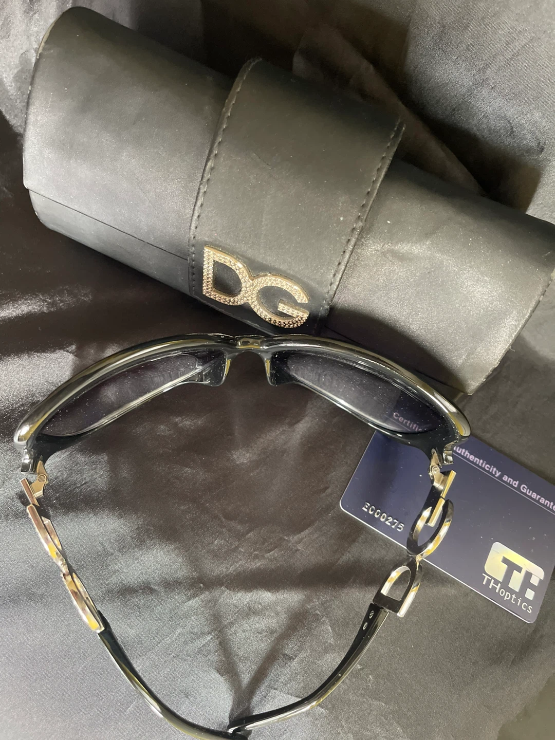 Dolce & Gabbana Sunglasses with Case - photo 3