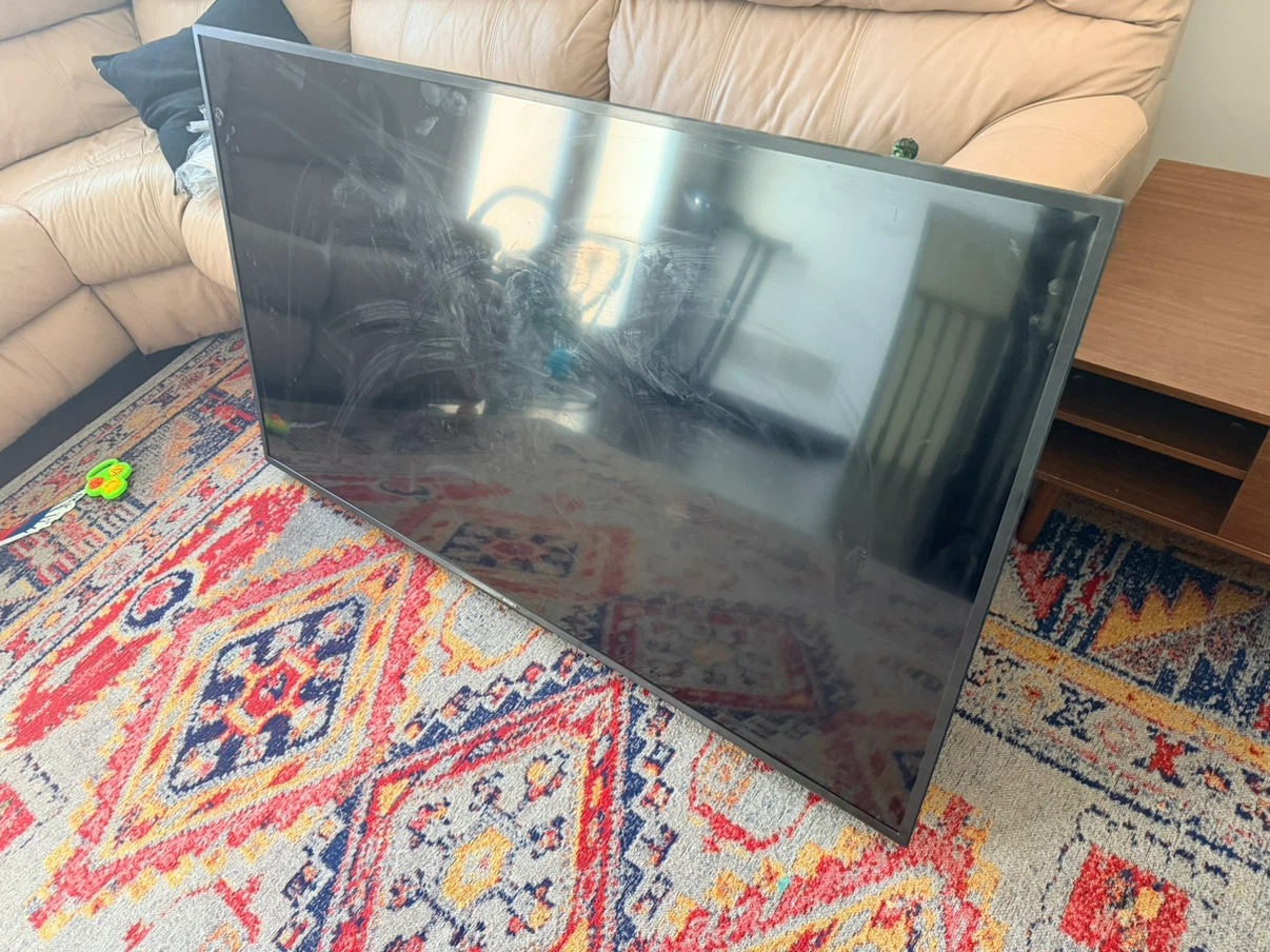 Broken tv - photo 5