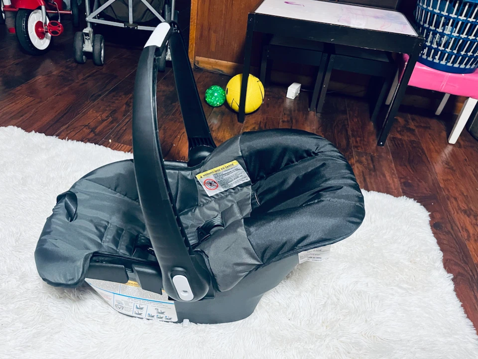 Evenflo Infant Car Seat