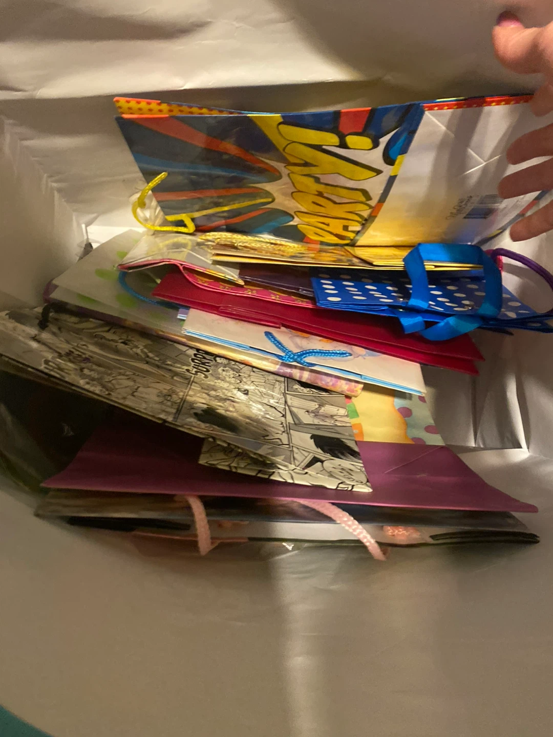 Collection of assorted gift bags - photo 2