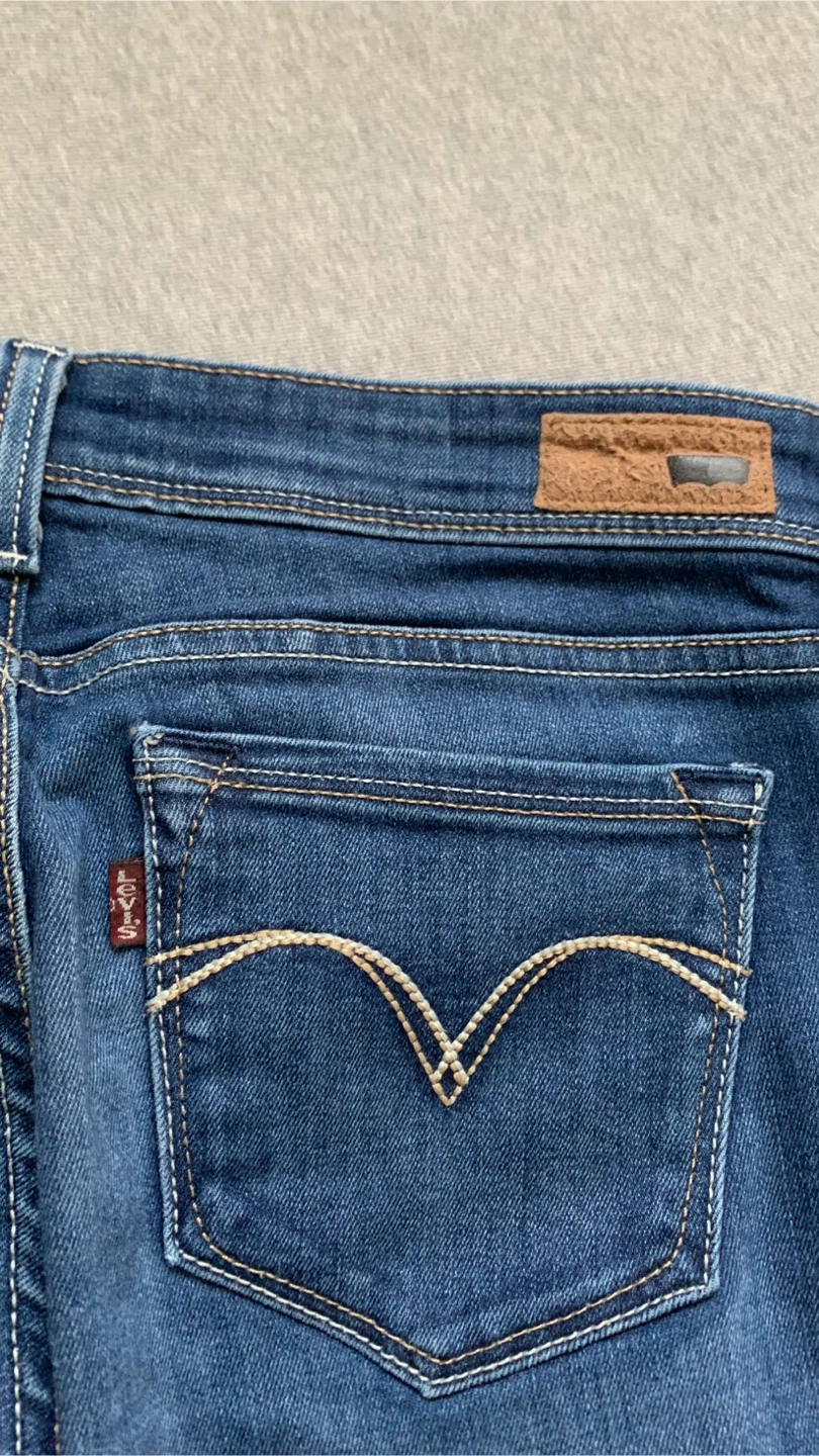 Levi's Demi Curve Low Rise Skinny Jeans - Size 28 - photo 5
