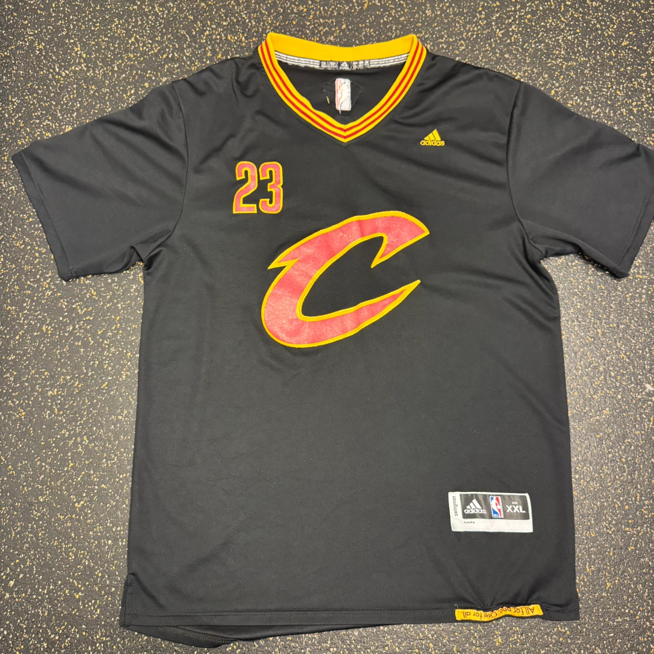 Adidas Cleveland Cavaliers LeBron James Jersey XXL