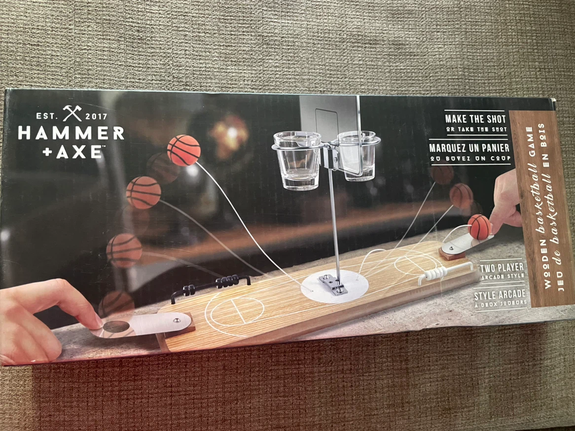 NEW! Hammer + Axe 2-Player Wooden Basketball Game - photo 2