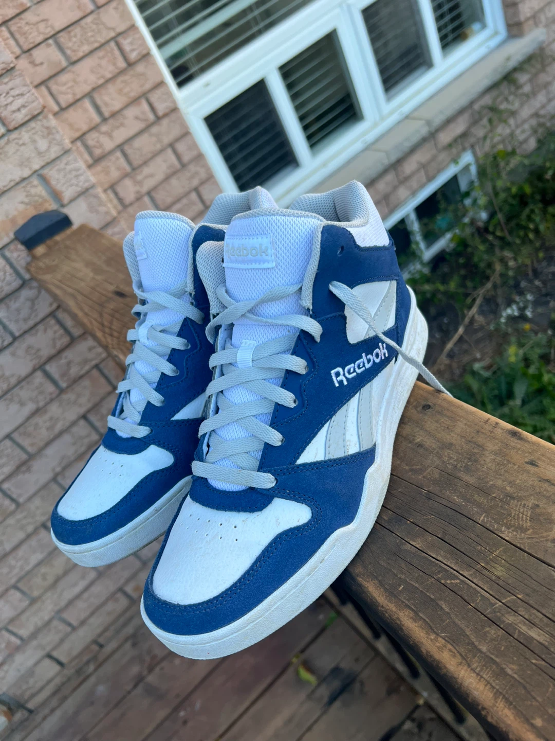 Mens Reebok High-Top Sneakers size 9 - photo 2