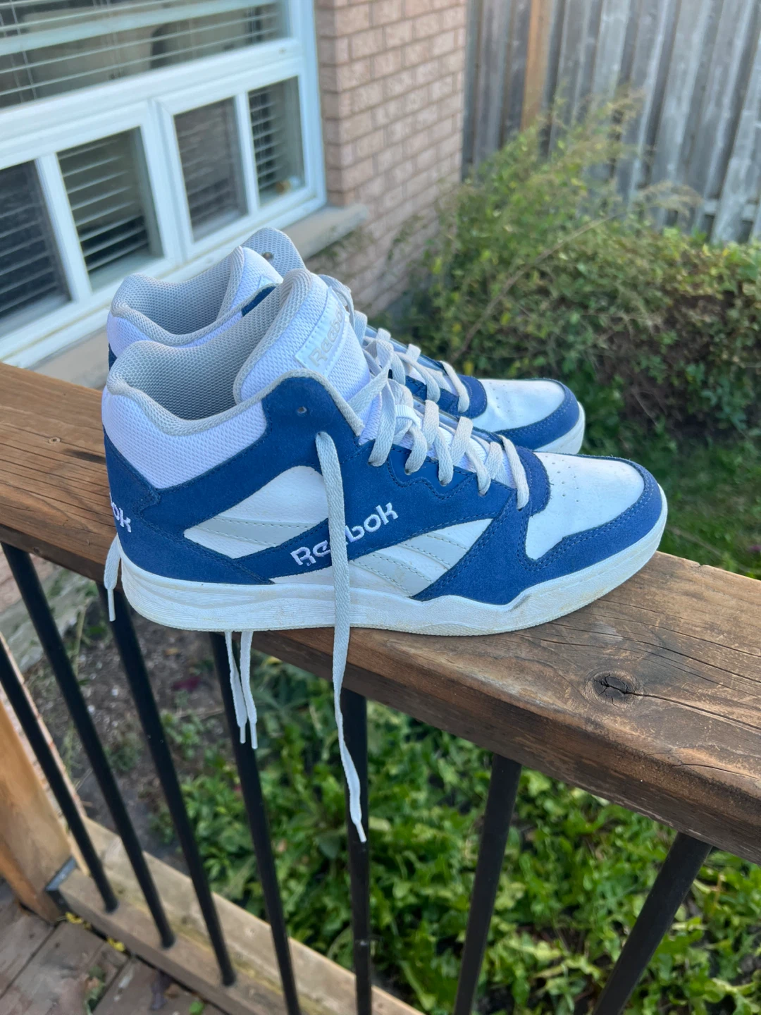 Mens Reebok High-Top Sneakers size 9 - photo 3