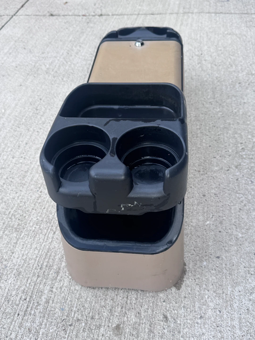 Universal vehicle centre console