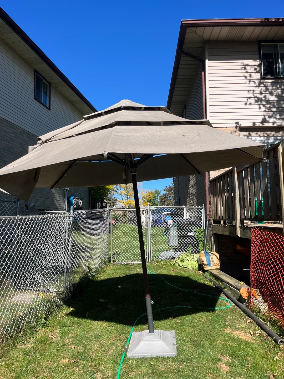 Brown - SunVilla 10' Round Market Umbrella - photo 2