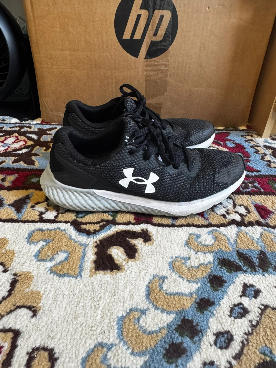 Under Armour Charged Rogue Running