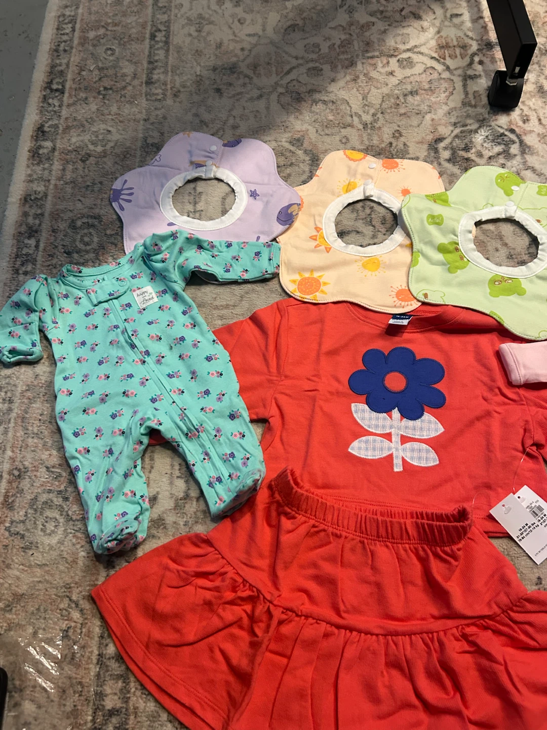 Baby clothing bundle and bibs - photo 5