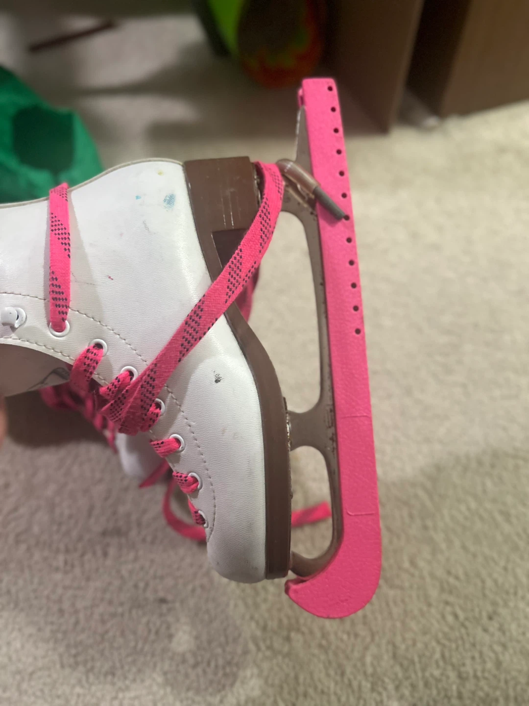 Glacier 120 Figure Skates, Size 3 - photo 2