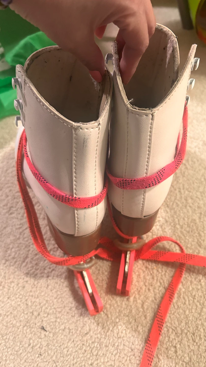 Glacier 120 Figure Skates, Size 3 - photo 4