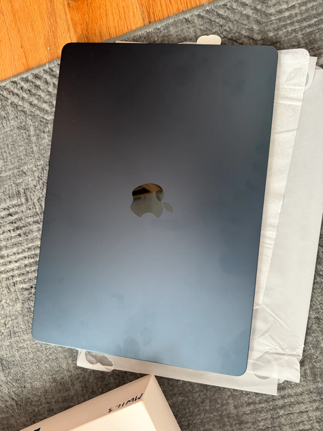 Apple MacBook Air M4 2025 Midnight - photo 3