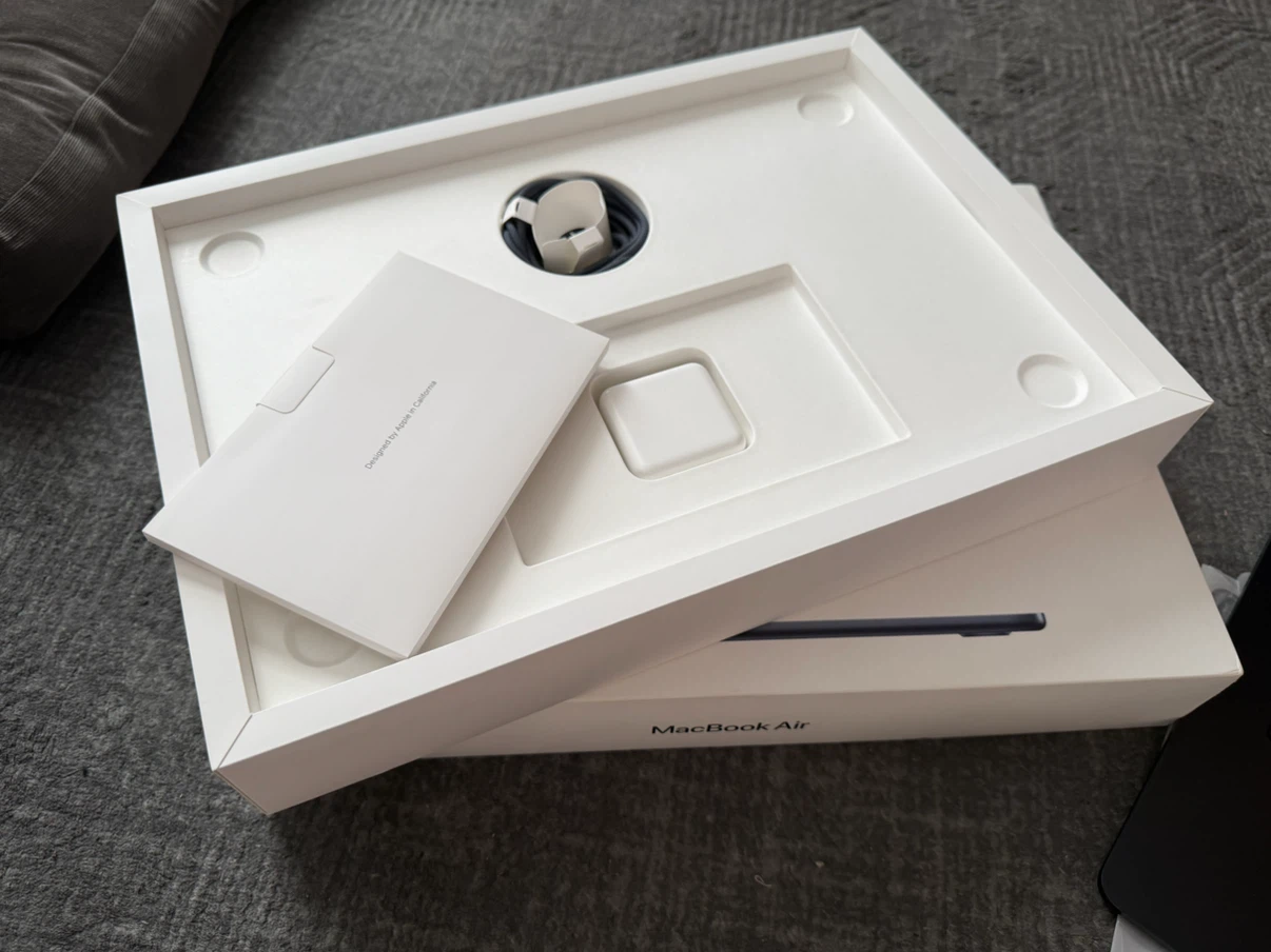 Apple MacBook Air M4 2025 Midnight - photo 5