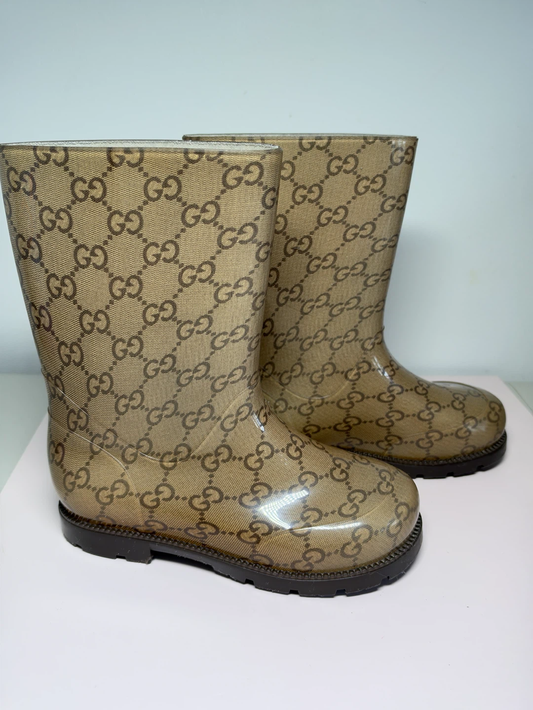 Gucci Kids GG Monogram Rain Boots - Beige/Brown - photo 2