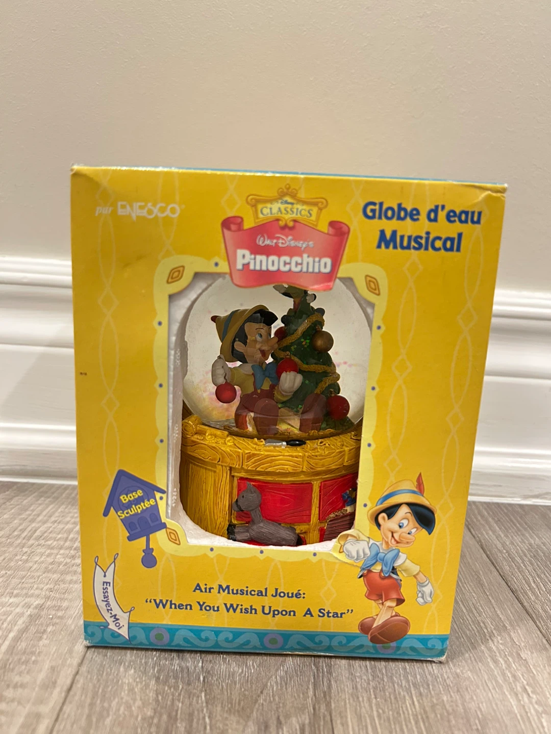 RARE Disney Enesco Pinocchio Snow Globe - photo 5