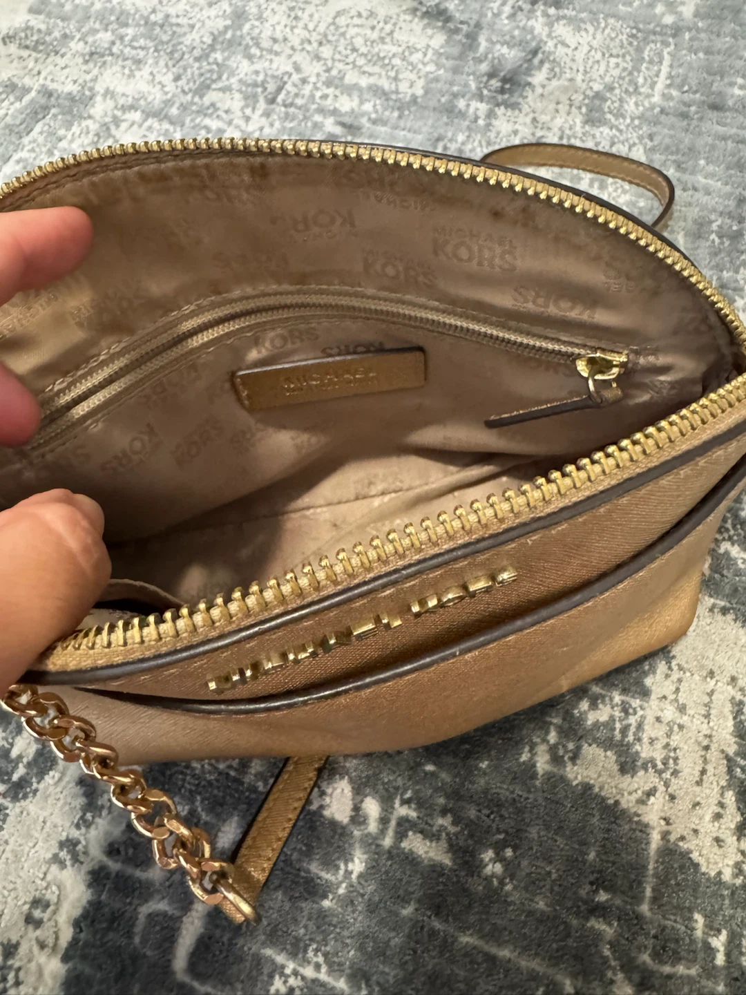 Michael Kors gold crossbody bag - photo 2