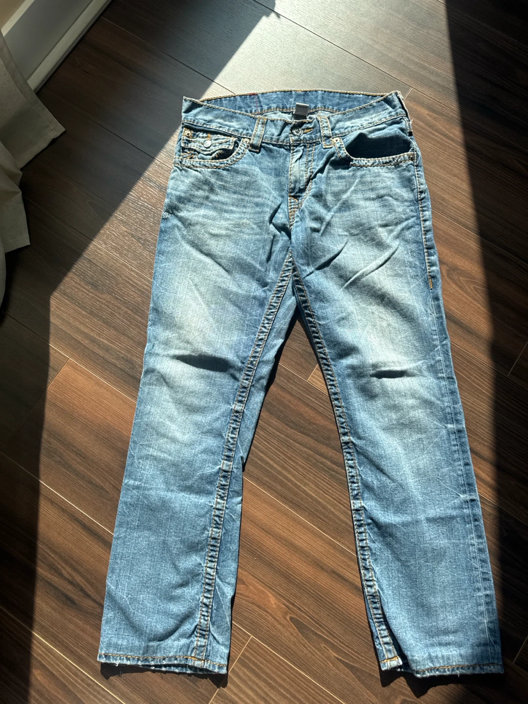 True Religion Straight Leg Jeans Size 31