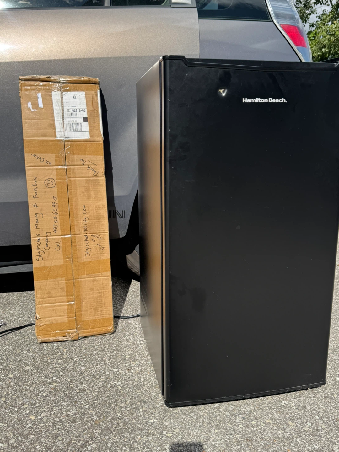 Hamilton Beach Mini Fridge