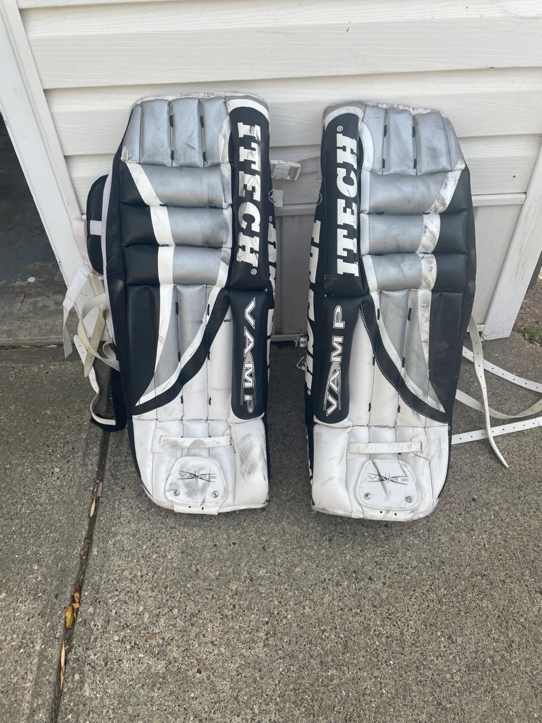 Itech Vamp Junior Goalie Pads