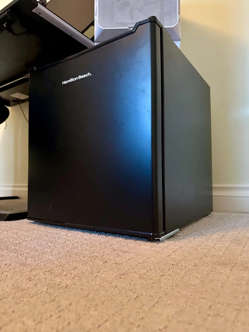 Hamilton Beach Compact Fridge
