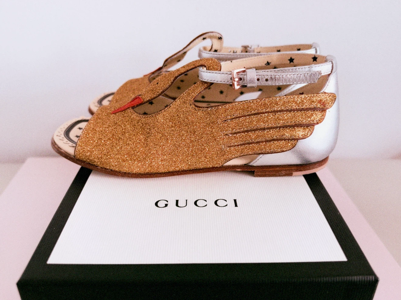 Gucci Kids Glitter Flamingo Sandals with Original Box - photo 2