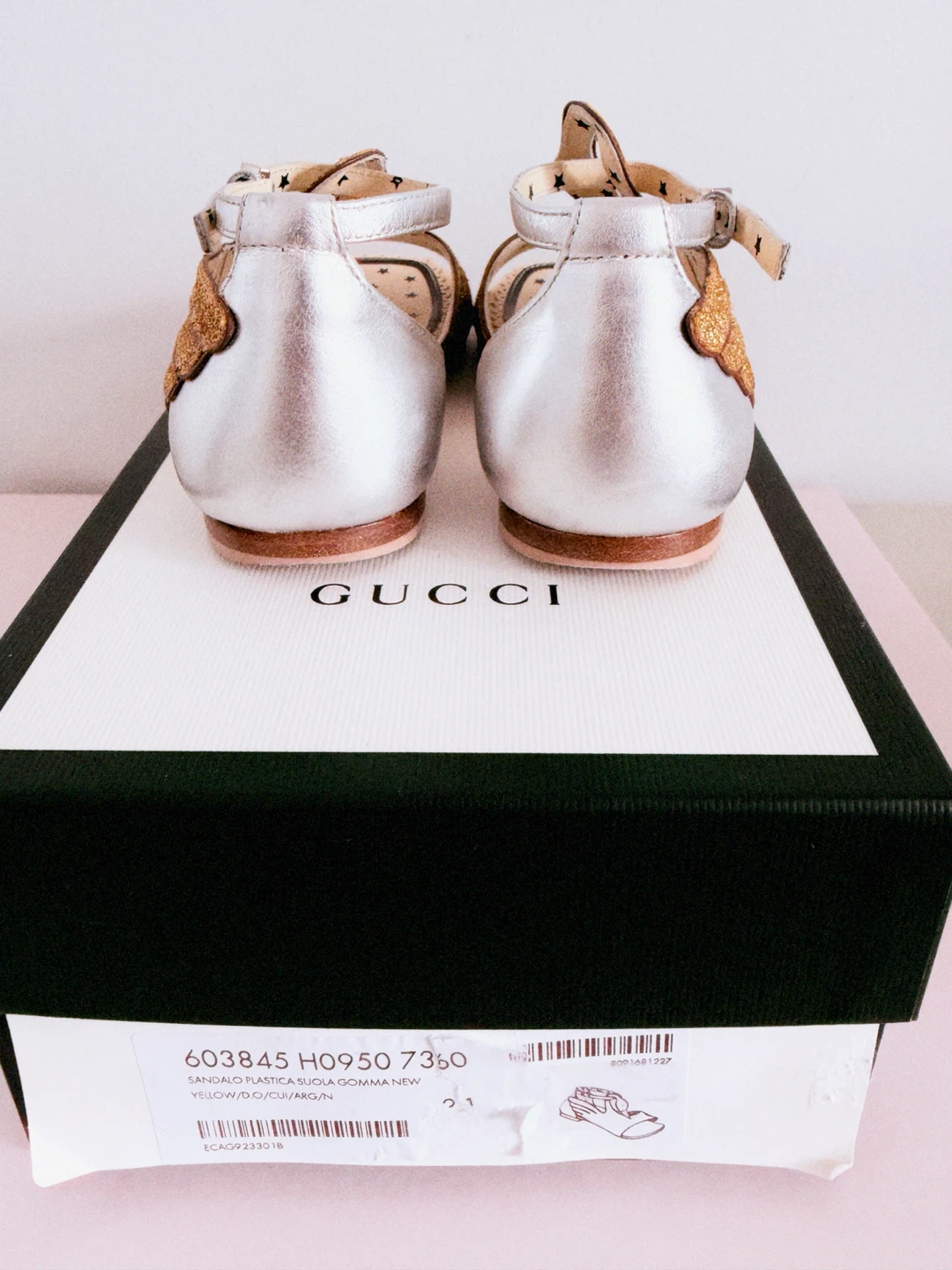 Gucci Kids Glitter Flamingo Sandals with Original Box - photo 3