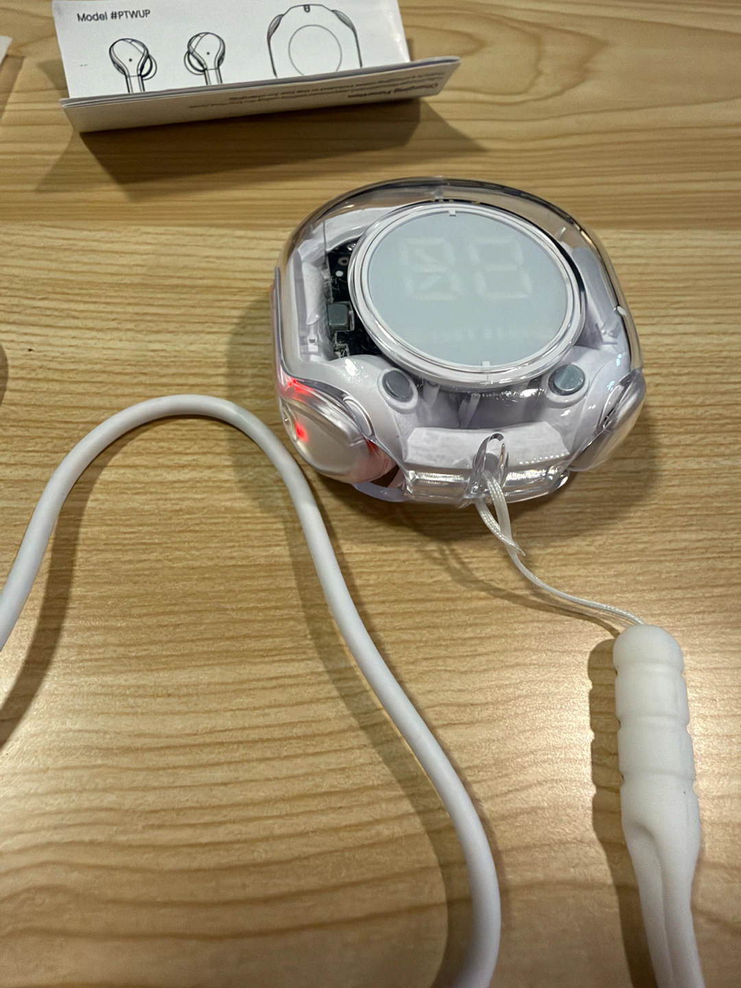 Ultrapods wireless earbuds and charging case - photo 4