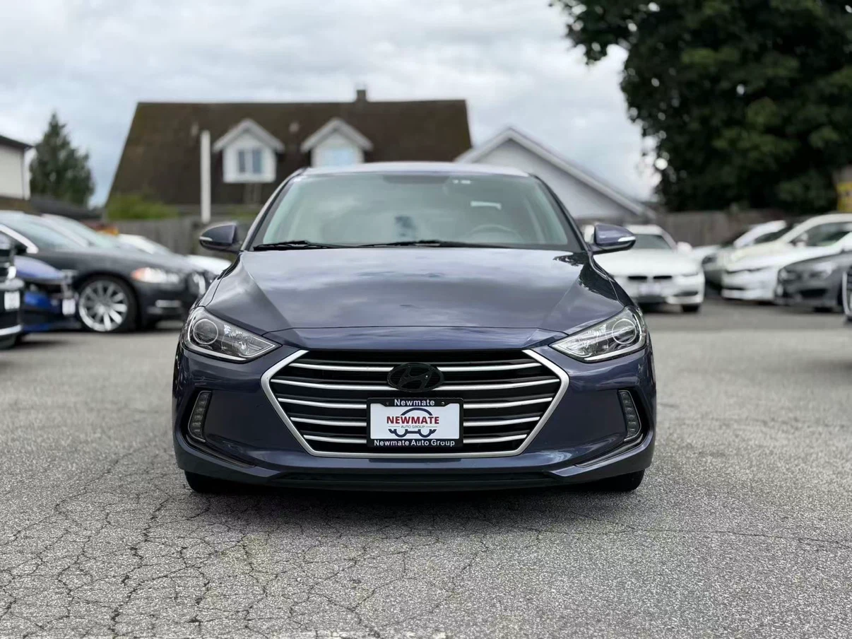 2018 Hyundai Elantra Sedan - photo 2