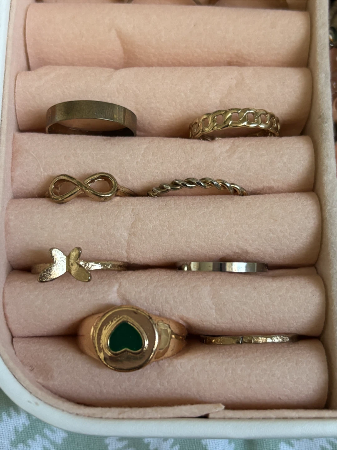 Set of 8 Assorted Fashion Rings