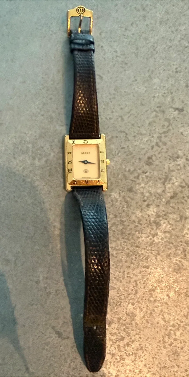 Gucci Ladies Watch - photo 3