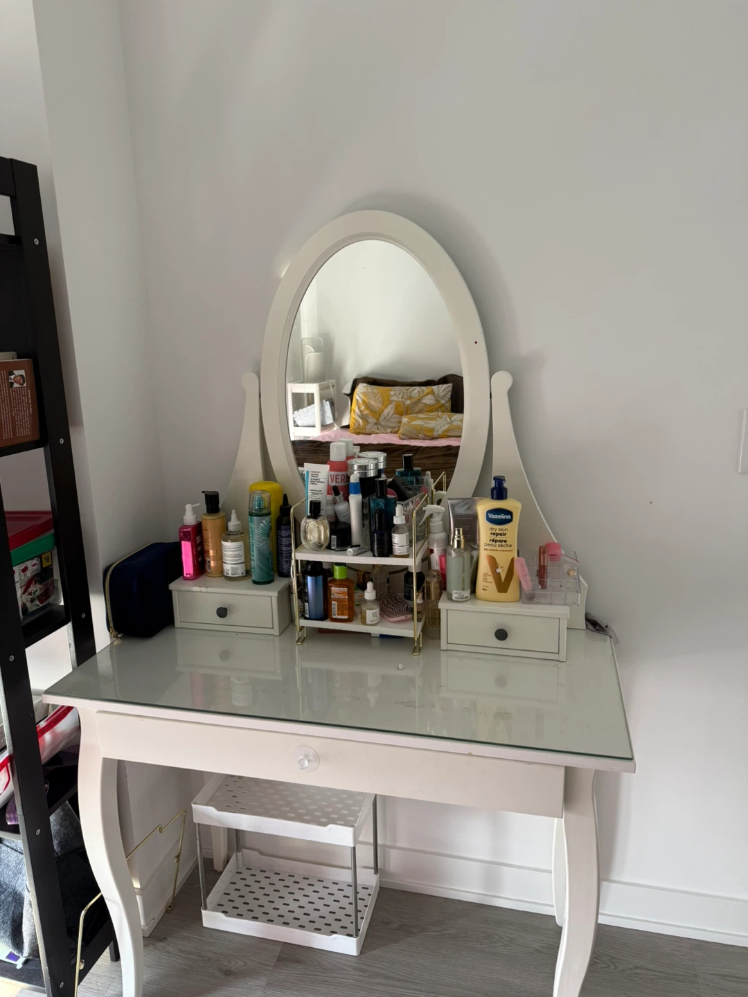 White Vanity Table with Mirror