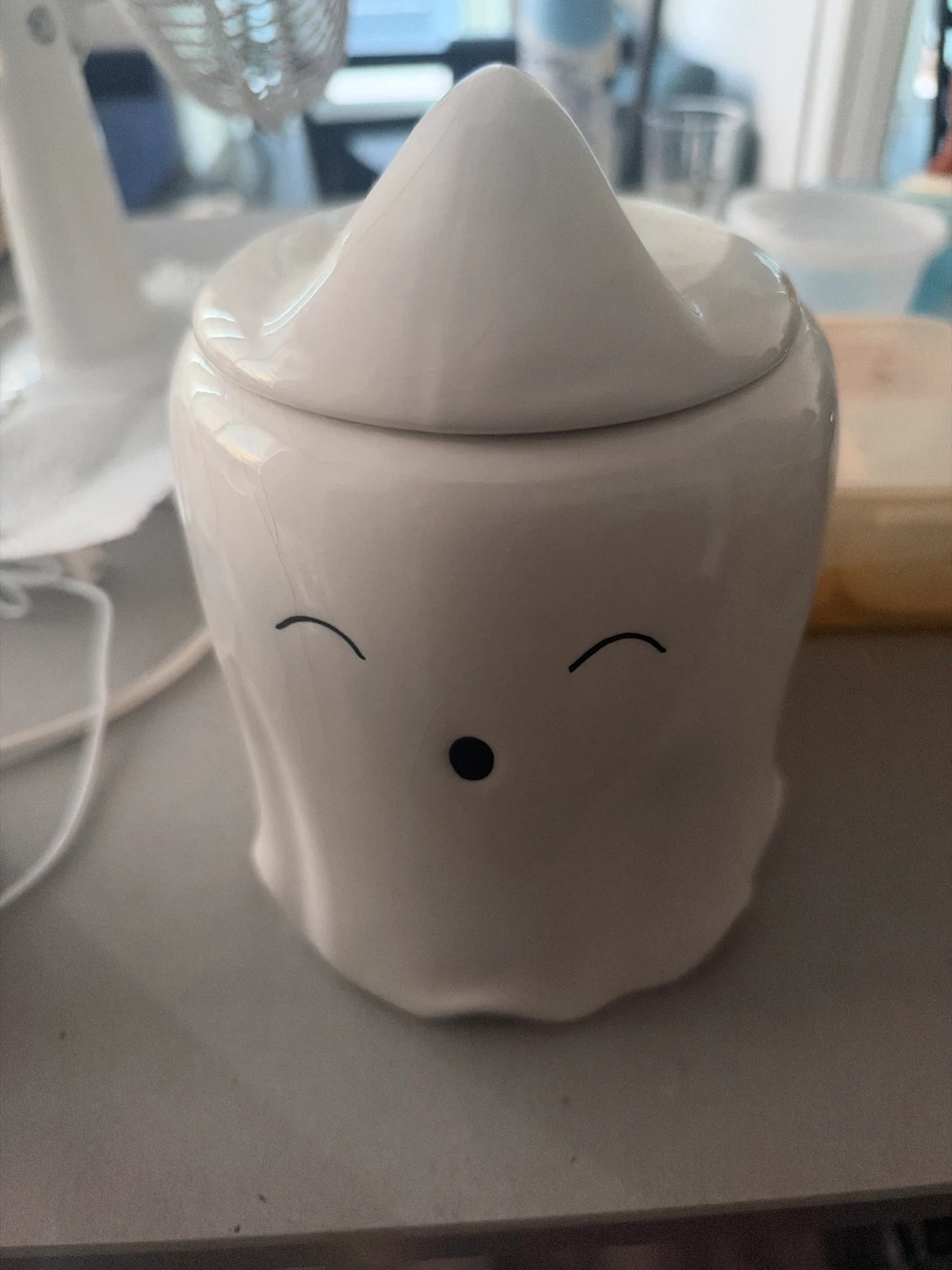 Ceramic cookie jar