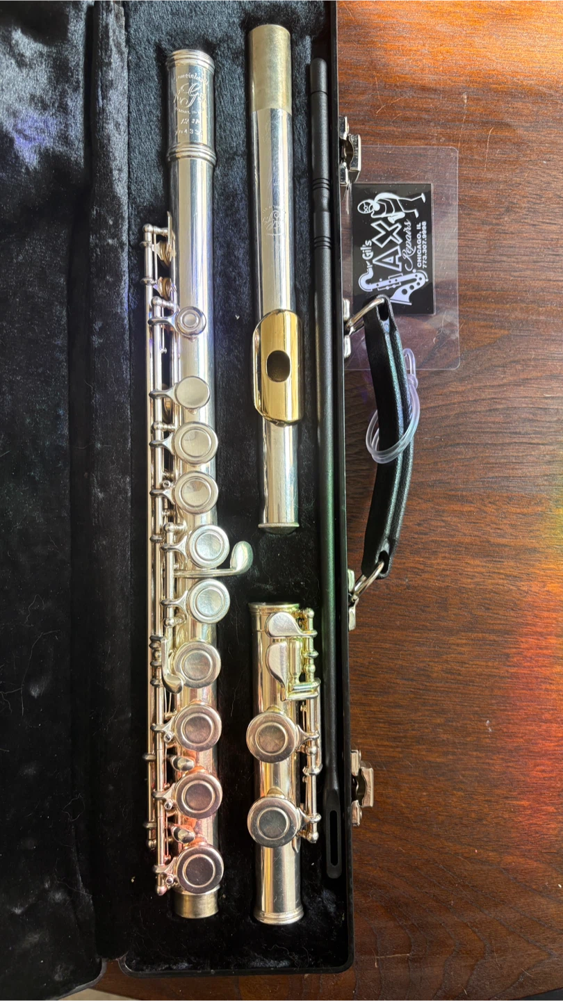Gemeinhardt KGG Silver Plated Flute with gold mouth plate - photo 3