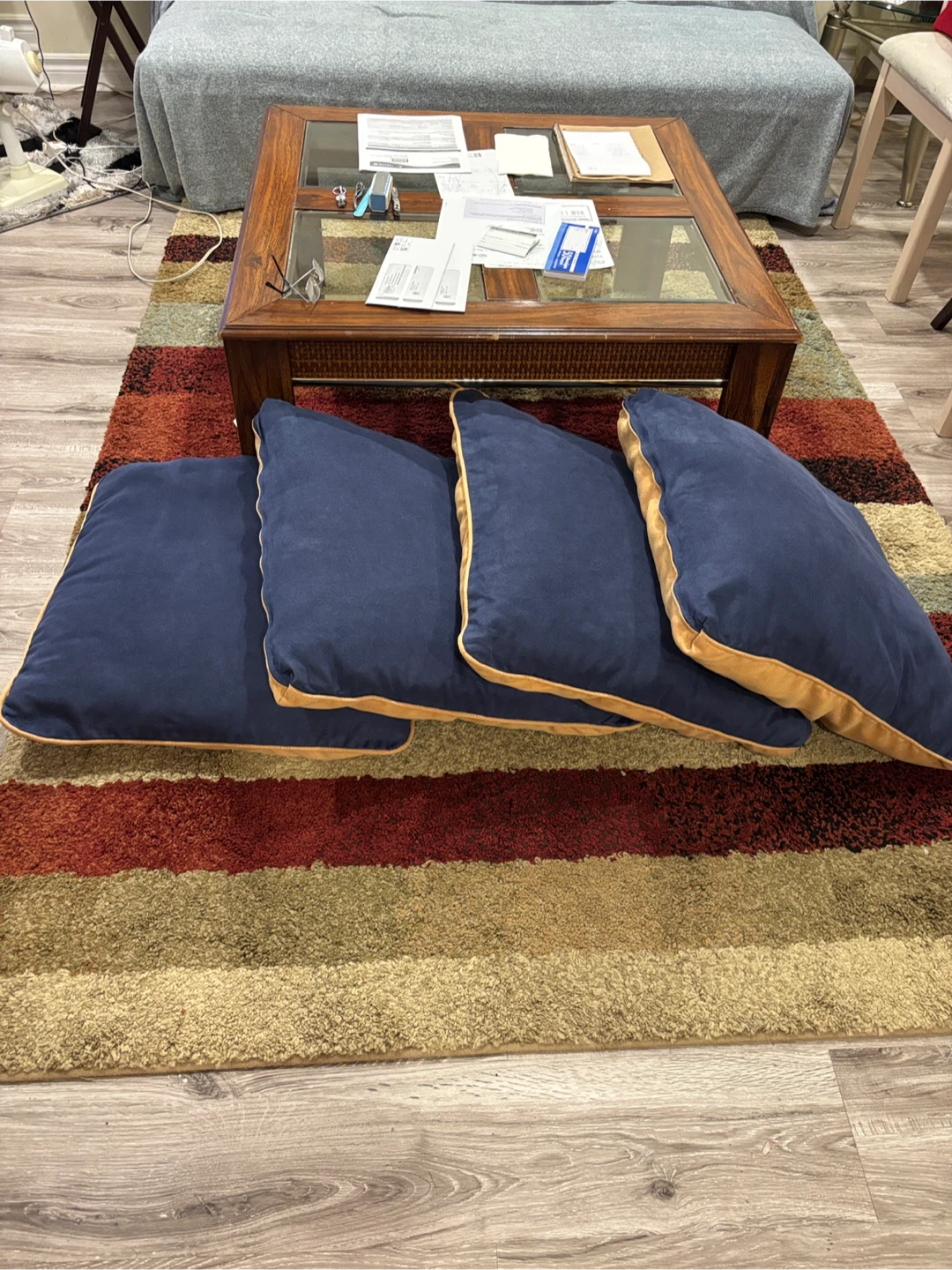Set of 4 Reversible Throw Pillows - photo 5