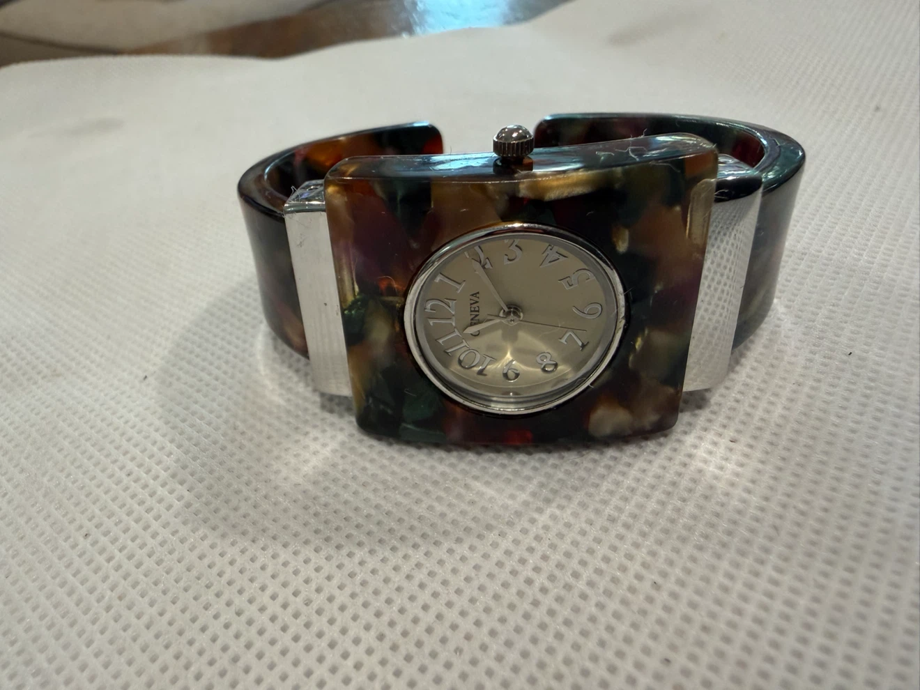 Geneva Bangle Watch Tortoiseshell Pattern - photo 4