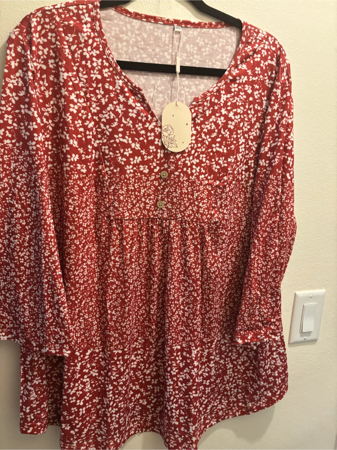 NEW-Red Floral Print V-Neck Top