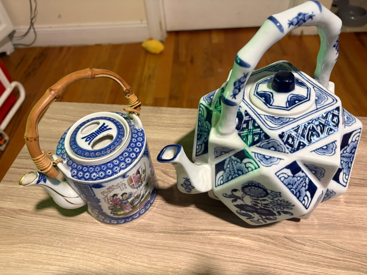 Collection of Decorative Teapots - photo 4