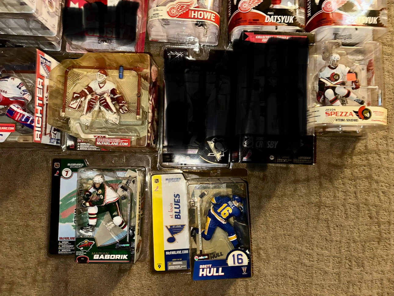 McFarlane NHL SportsPicks Hockey Action Figure Collection - photo 4