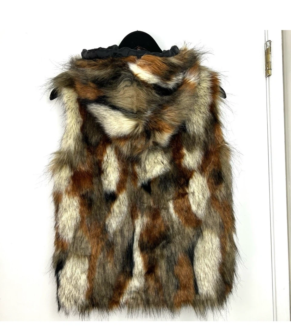 American Eagle Like New Hooded Faux Fur Vest size S - photo 3