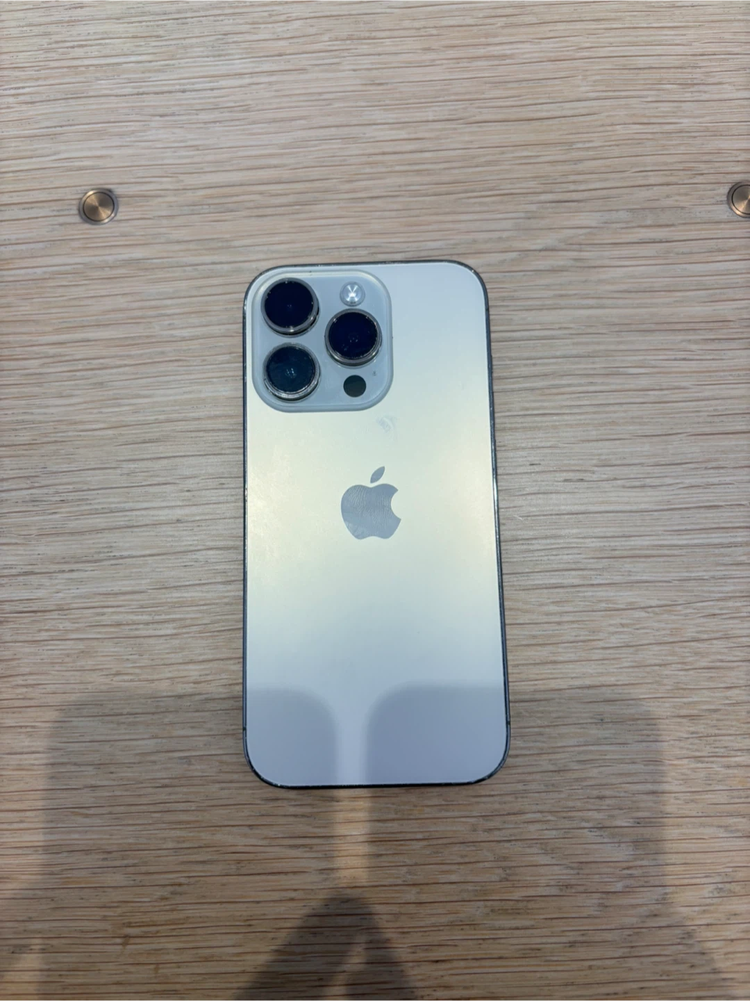 Apple iPhone 14 Pro - photo 2