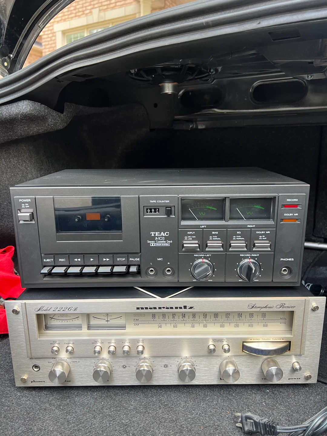 TEAC A-103 Stereo Cassette Deck - photo 3