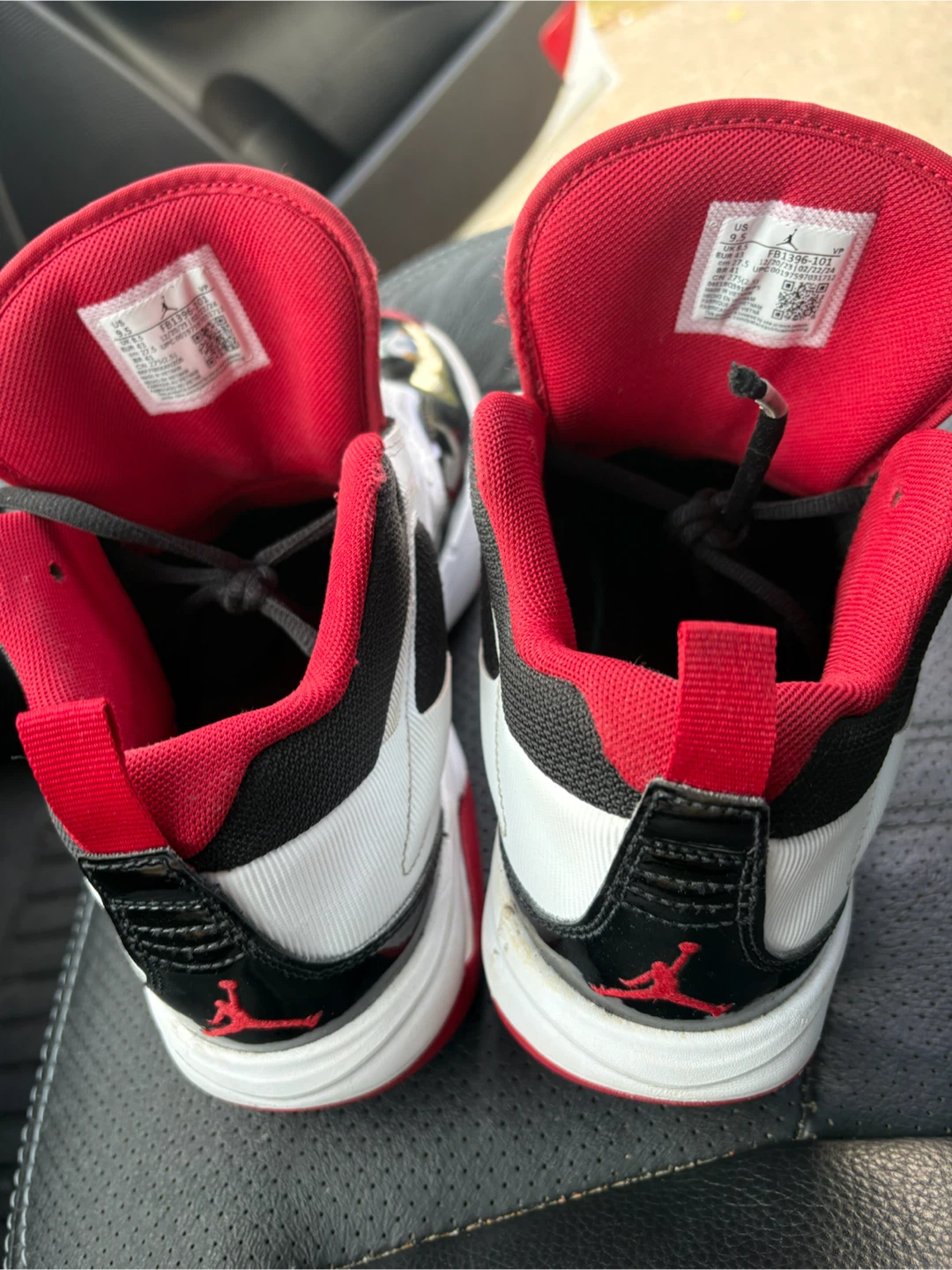 Nike Jordan sneakers size US 9.5 - photo 2