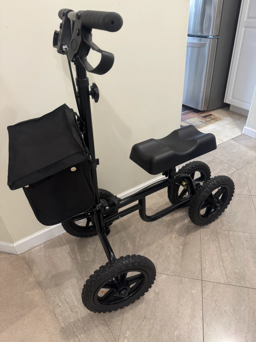 All terrain Knee Scooter