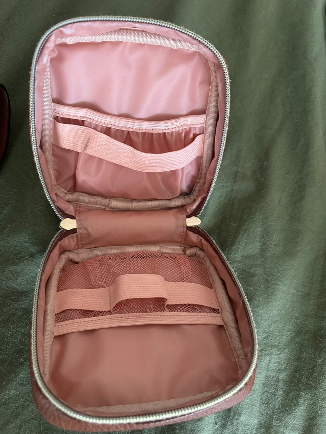 Poppy and peonies go-getter tote and teched out case - photo 3