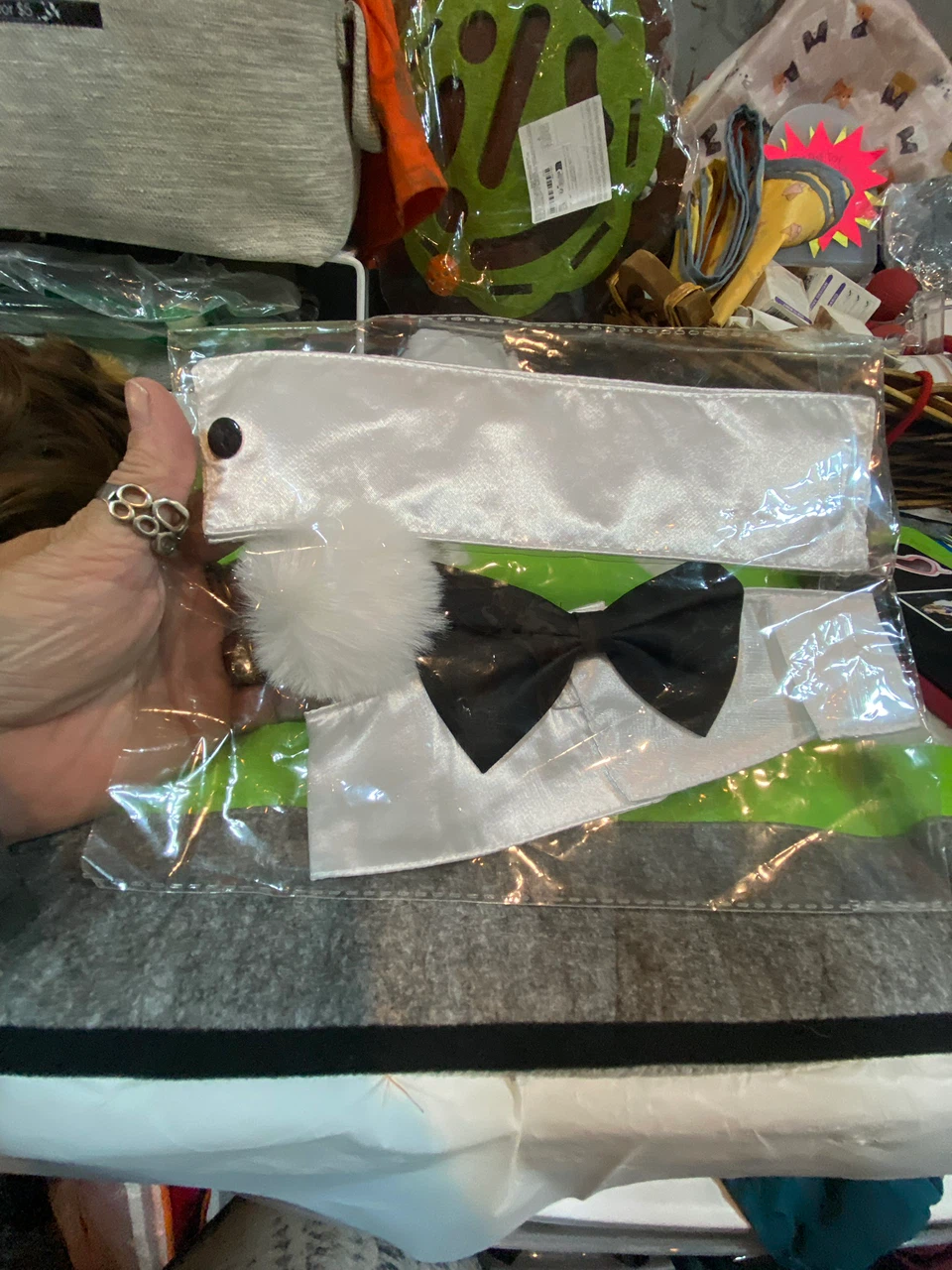 Tuxedo collar