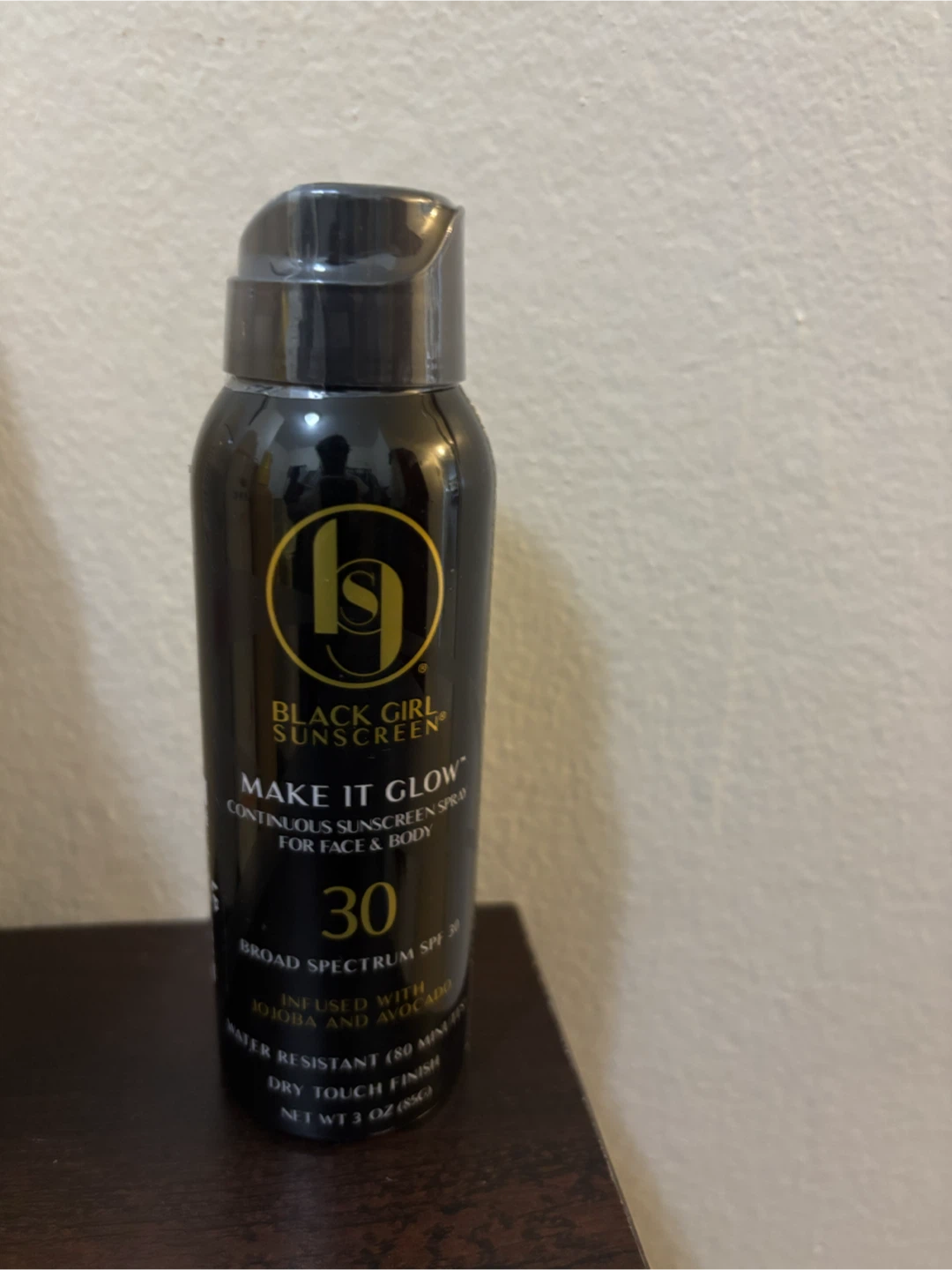NEW-Black Girl Sunscreen Make It Glow Spray SPF 30
