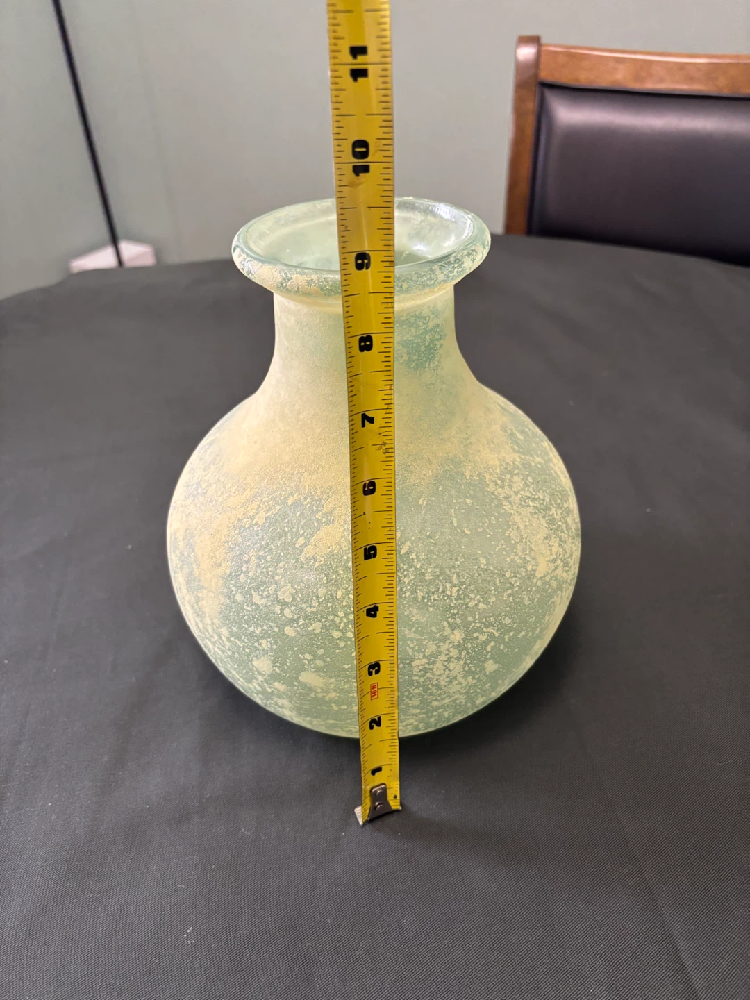 Green Frosted Glass Vase - photo 2