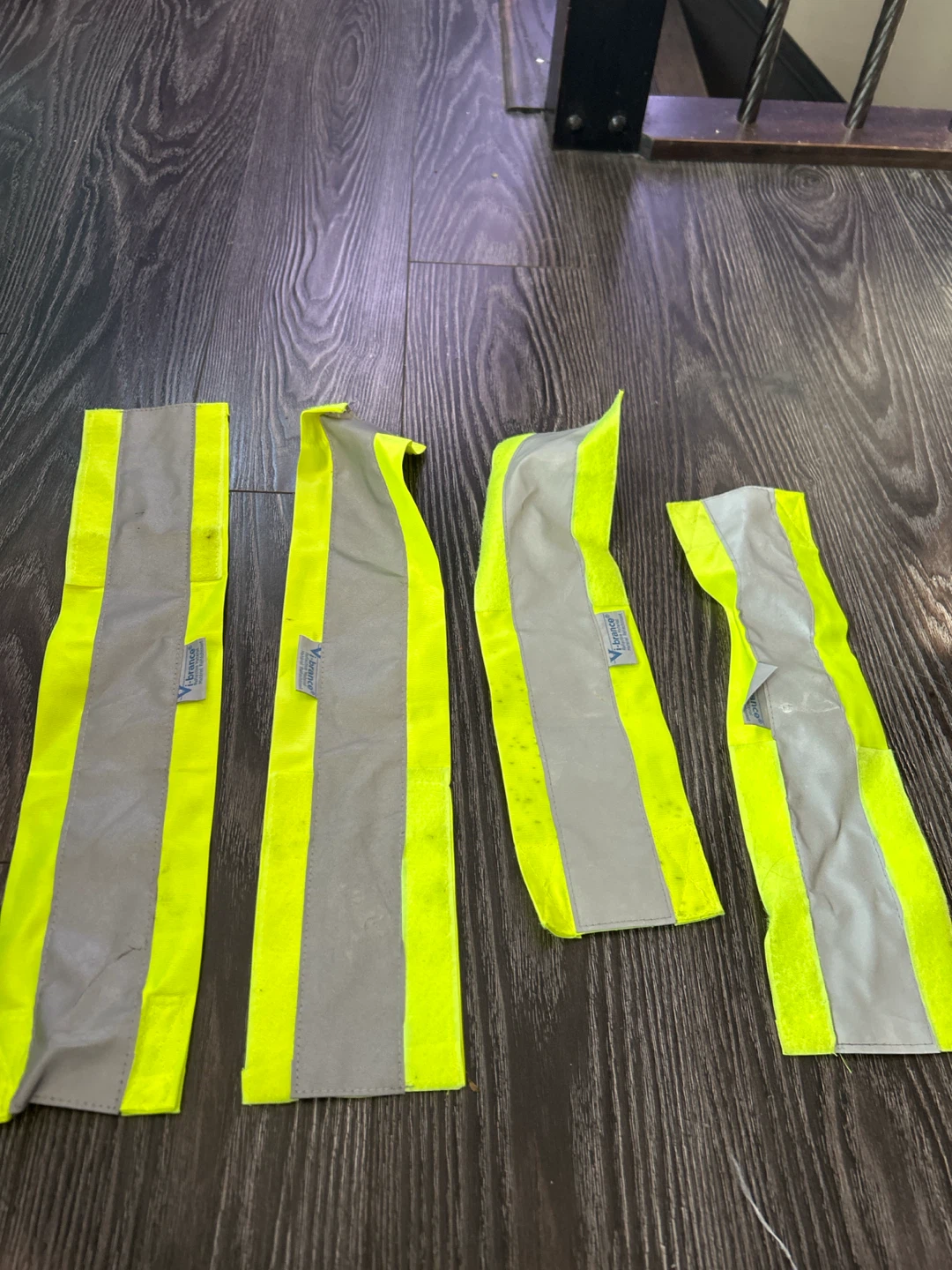Vi-brance Reflective Armband and leg band- 4 in the  Pack