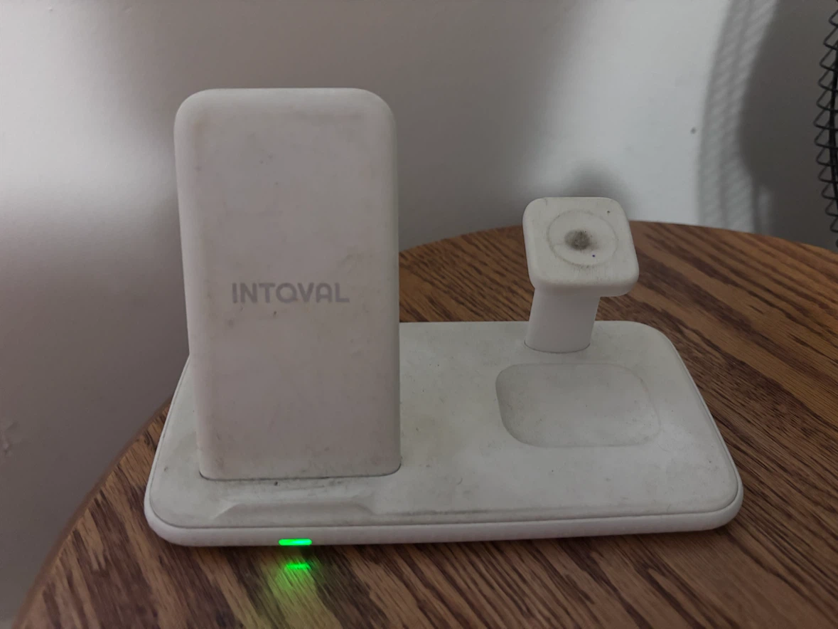 Intoval 3-in-1 Wireless Charger for iPhone/Watch/AirPods