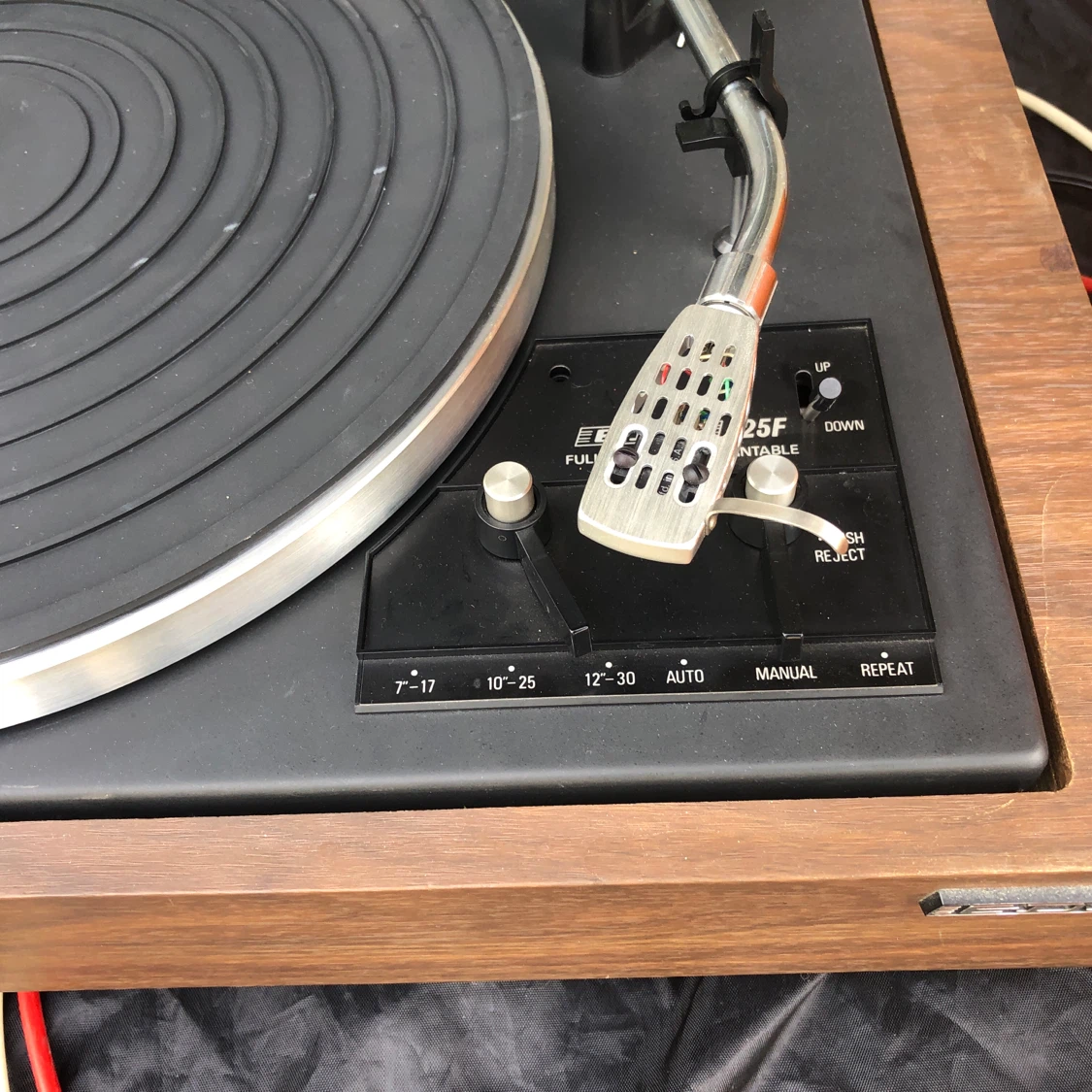 EDS-25F Fully Automatic Belt Drive Turntable - photo 3